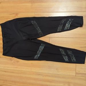 Xersion Woman's active leggings size large